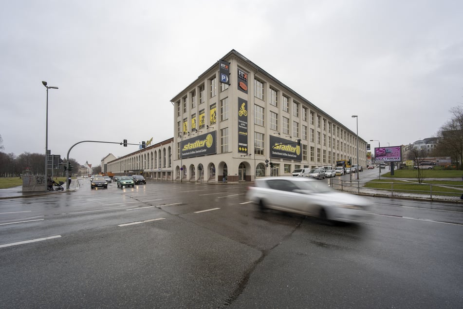 An der Kreuzung Hartmannstraße/Leipziger Straße schlugen die Raub-Teenager am Dienstag zu.