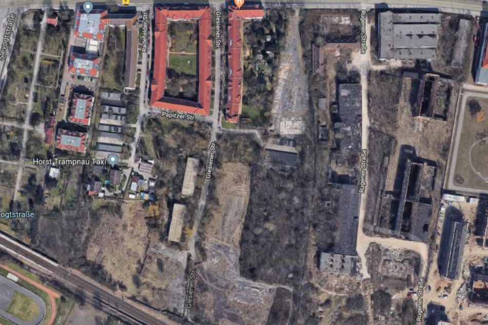 Zwölf Menschen hatten es sich in einem verlassenen Schulgebäude an der Glesiener Straße gemütlich gemacht.