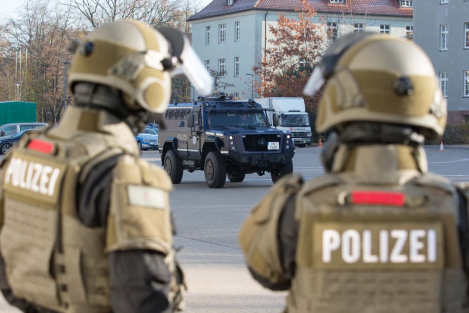 Das Spezialeinsatzkommando wurde alarmiert, weil Schüsse fielen (Symbolbild).