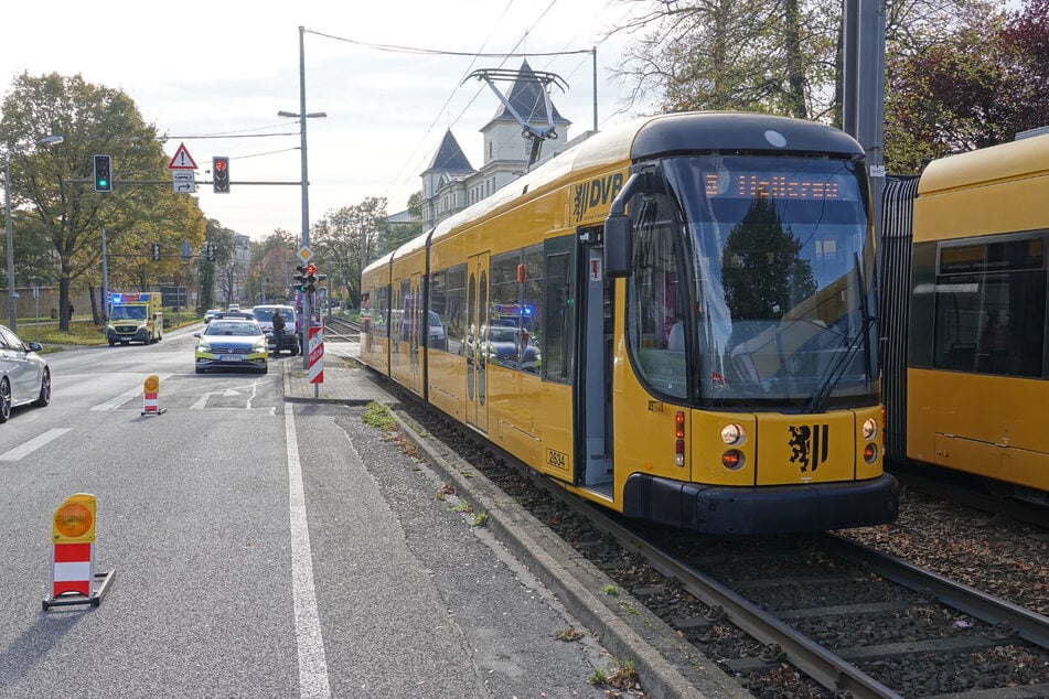 Die beteiligte Bahn der Linie 8 wurde nur leicht beschädigt.