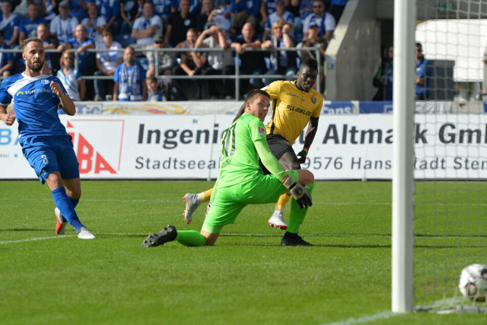 Hier trifft Moussa Koné zum 1:0 nach sieben Minuten.