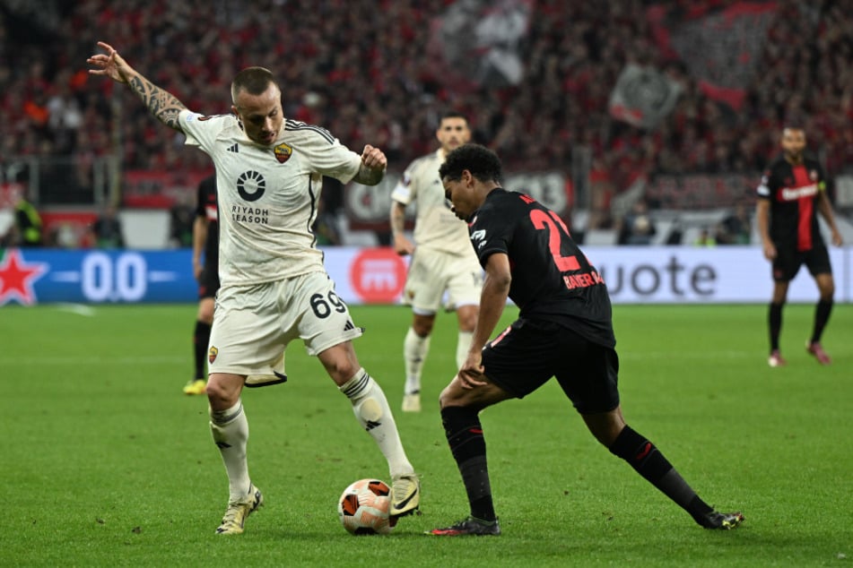 In der vergangenen Saison scheiterte Angelino (l.) mit der AS Rom im Europa-League-Halbfinale an Bayer 04.