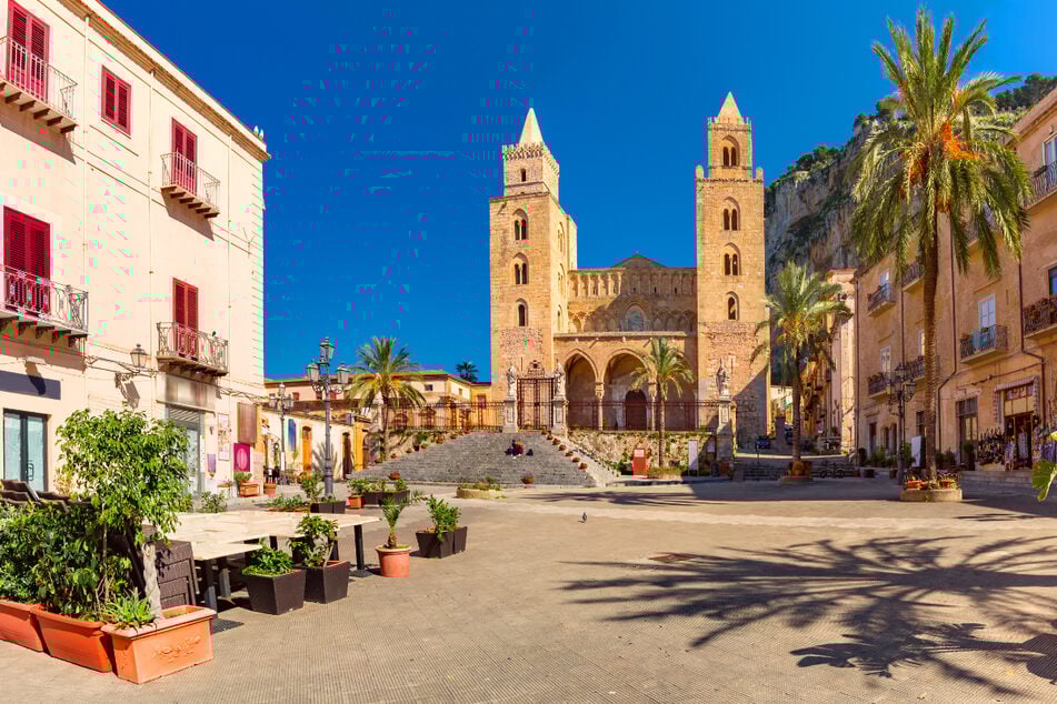 Mit momento by sz-Reisen geht's im Mai 2026 direkt von Leipzig aus auf die Insel Sizilien.