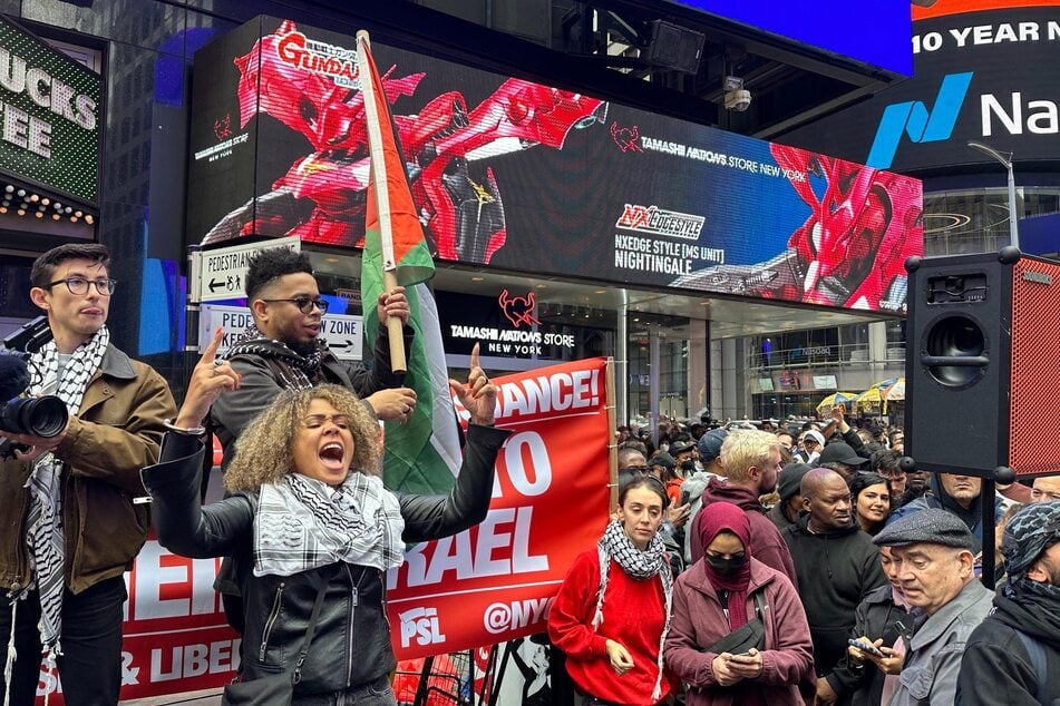 Party for Socialism and Liberation presidential candidate Claudia De la Cruz leads chants for Palestinian liberation during a march and rally in New York City on October 8, 2023.