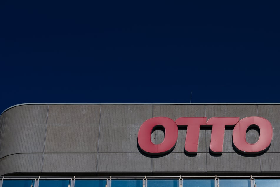"Schwierige Entscheidung": Otto baut über 400 Stellen ab