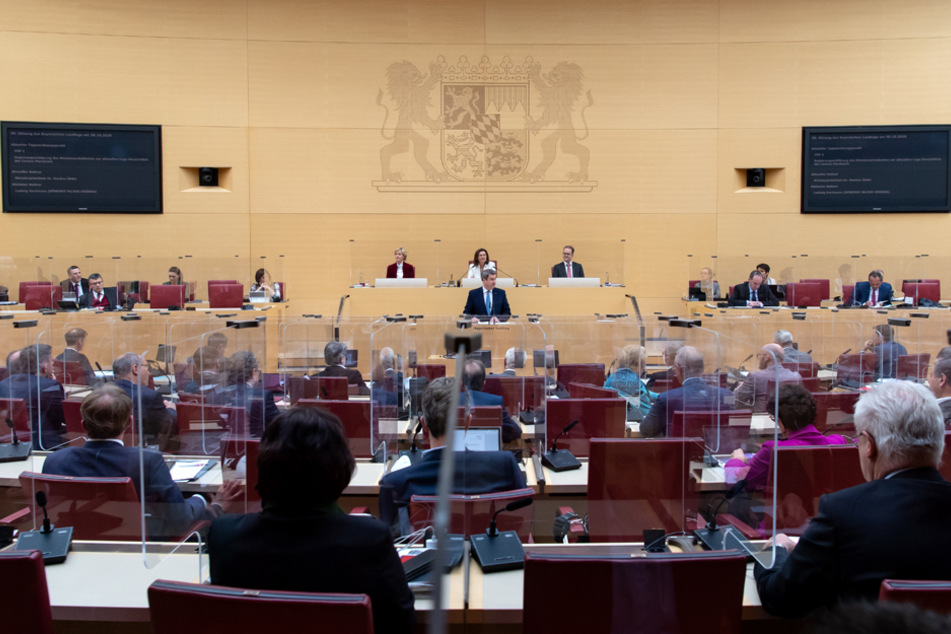 Im bayerischen Landtag steht die Mehrheit hinter den Anti-Corona-Maßnahmen.