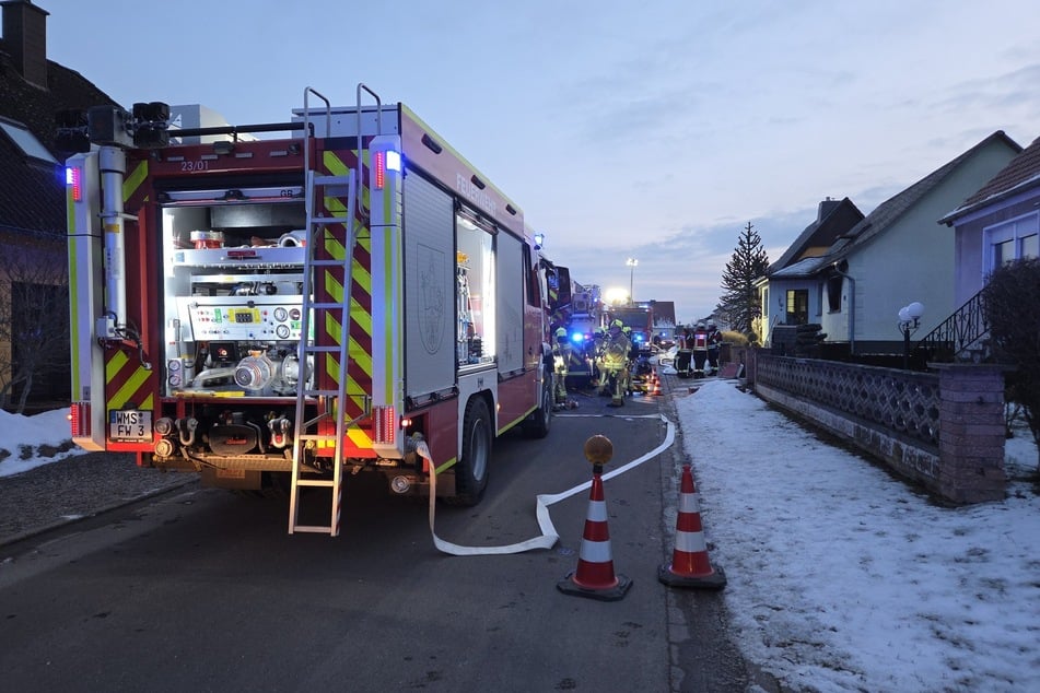 Im Landkreis Börde brannte am Freitag ein Einfamilienhaus.