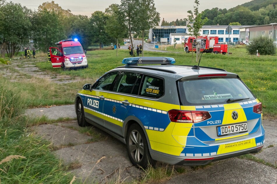 Die Polizei ermittelt wegen Gewässerverunreinigung.