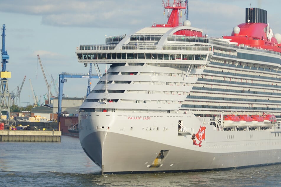 Premiere in Hamburg: Dieses besondere Kreuzfahrtschiff legt das erste Mal im Hafen an