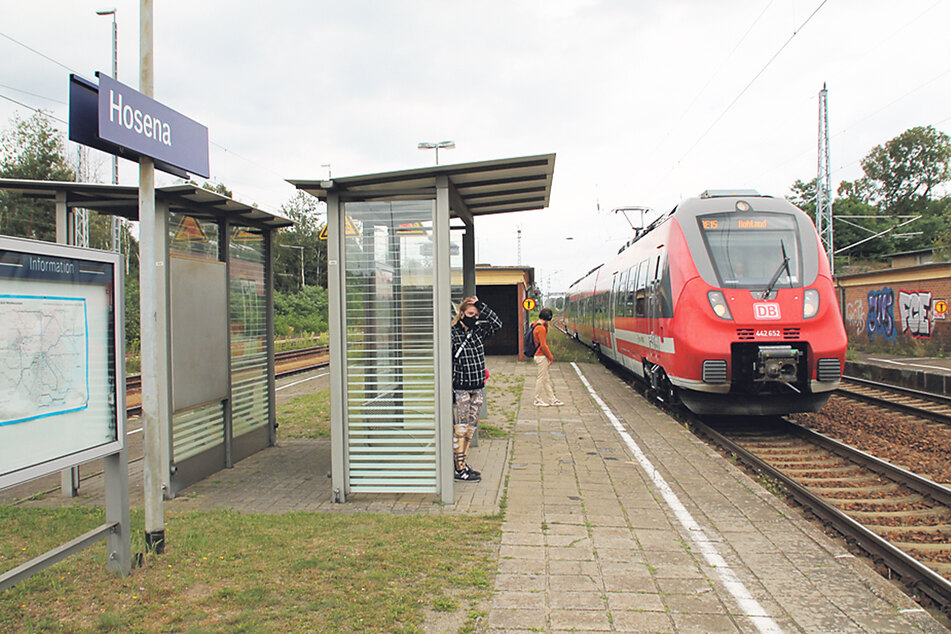 Vom Bahnhof Hosena soll's künftig wieder nach Kamenz gehen. Das Projekt ist bereits Teil der Pläne zum Strukturwandel in den Kohleregionen.