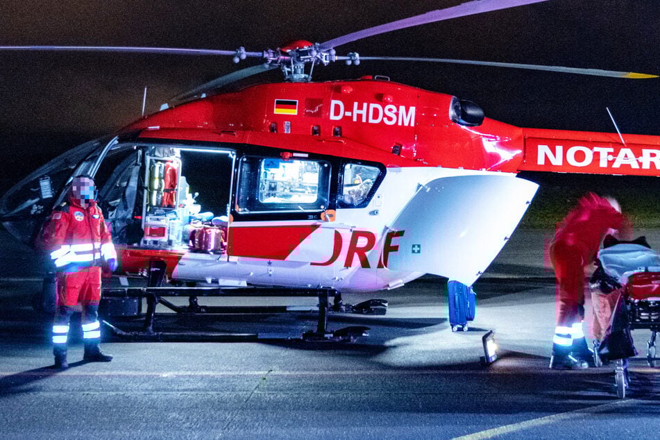 Unfall mit zwei Schwerverletzten im Main-Kinzig-Kreis in der Nacht zu Donnerstag: Der Einsatz eines Rettungshubschraubers war notwendig. (Symbolbild)