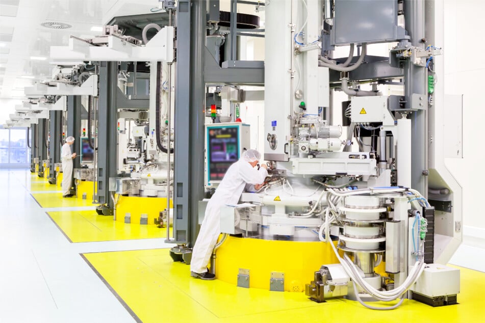 Hightech hautnah: In der Produktion bei Siltronic wird aus Präzision Zukunft gemacht.