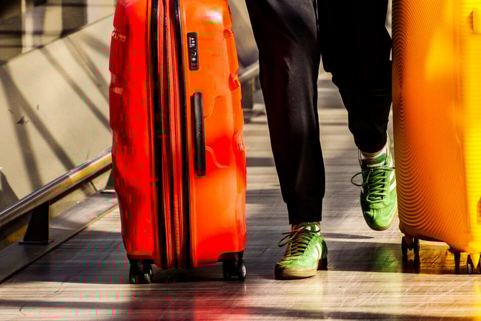 Erstes Ferien-Wochenende: Am Frankfurter Flughafen ist dementsprechend "viel los", wie ein Sprecher sagte.