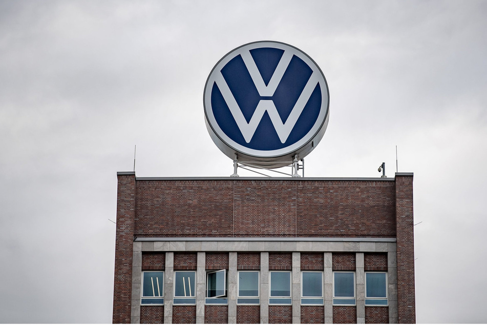 Beben in der VW-Zentrale: "Nicht mehr wettbewerbsfähig“ - Volkswagen muss jetzt Stellen abbauen.