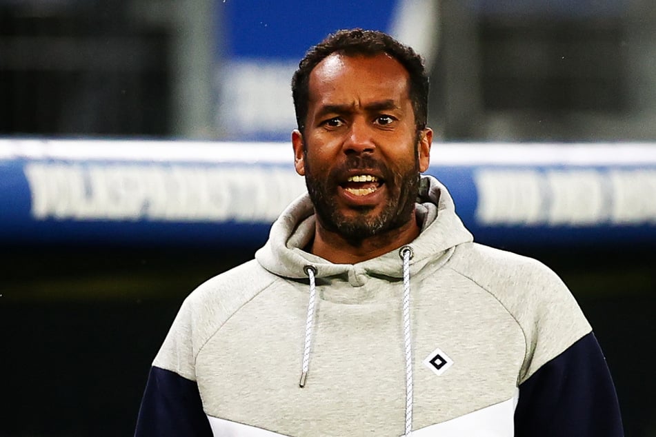 HSV-Trainer Daniel Thioune (46) will natürlich beide anstehenden Spiele gewinnen.