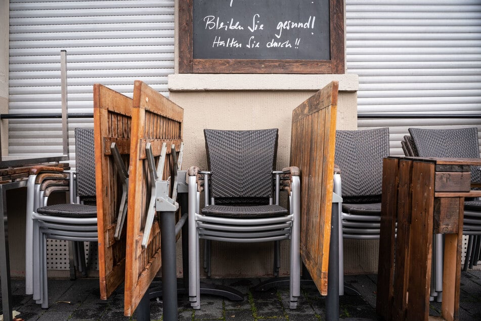 Der Corona-Lockdown betraf die Gastronomie, Dienstleistungen und zahlreiche Geschäfte. Von jetzt auf gleich brachen wichtige Umsätze weg.