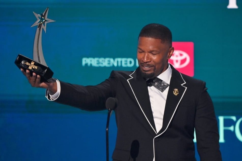 Jamie Foxx (57) wurde bei seiner Dankesrede bei den BET Awards emotional.