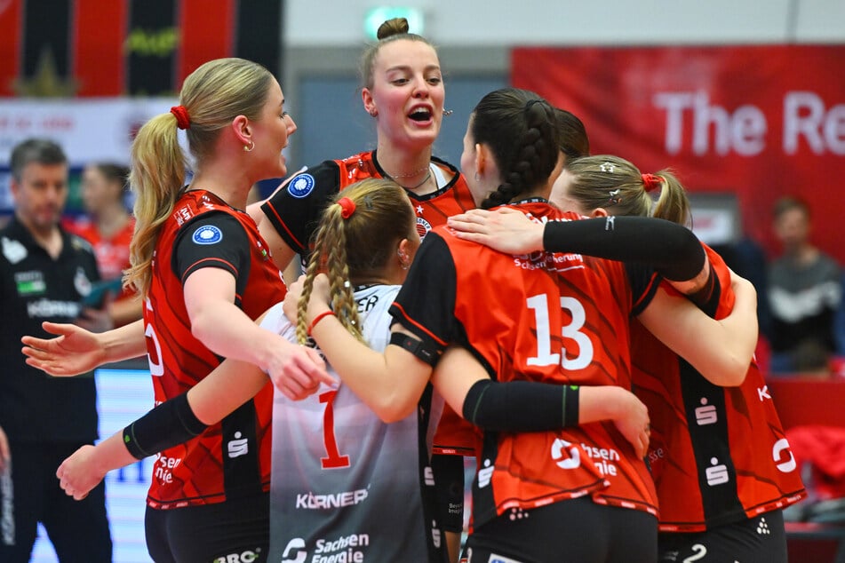 Die DSC-Mädels hatten beim Heimspiel gegen die Skurios Volleys Borken viel Grund zur Freude.