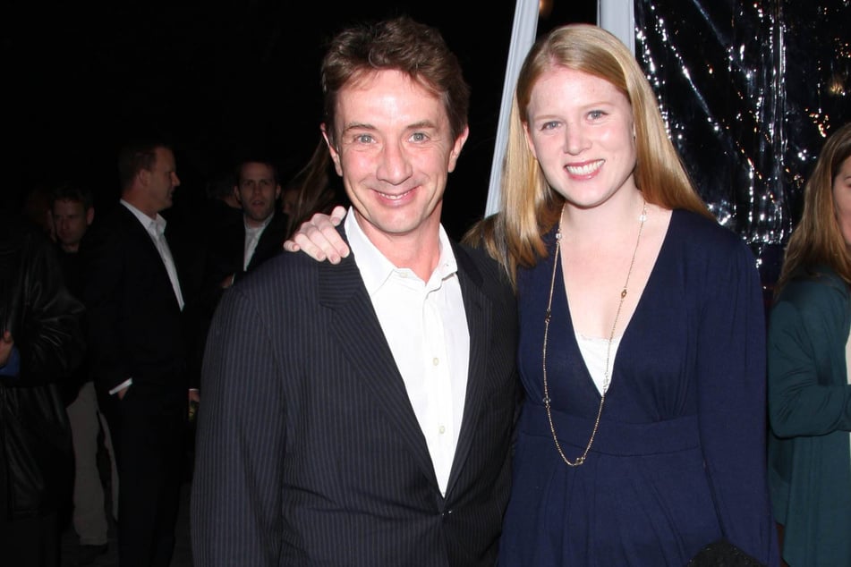 Schauspieler Martin Short (damals 57) mit seiner Tochter Katherine (damals 24) 2008 bei der Filmpremiere von "Die Geheimnisse der Spiderwicks" in Los Angeles.