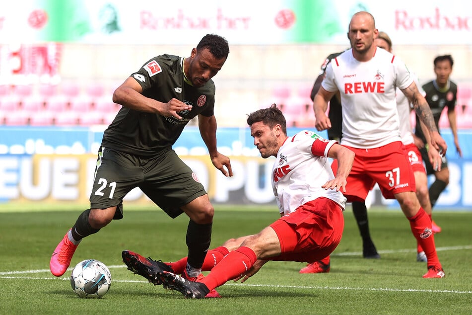 REWE bleibt bis mindestens 2022 Trikotsponsor des 1. FC Köln.