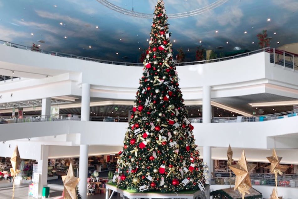 Habt Ihr schon Lust auf Leuchtsterne und Christbaumschmuck? Dann auf nach Siebenlehn.