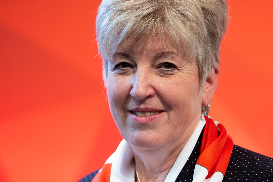 Angelika Schorer (64), Präsidentin des Bayerischen Rotes Kreuzes, hat mit Blick auf den kommenden Corona-Herbst klare Worte gefunden.