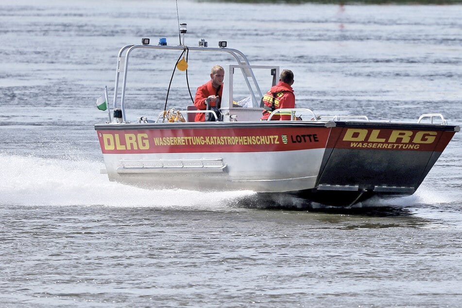 Auf dem Halbendorfer See sind zwei Rennboote zusammengestoßen. (Symbolbild)