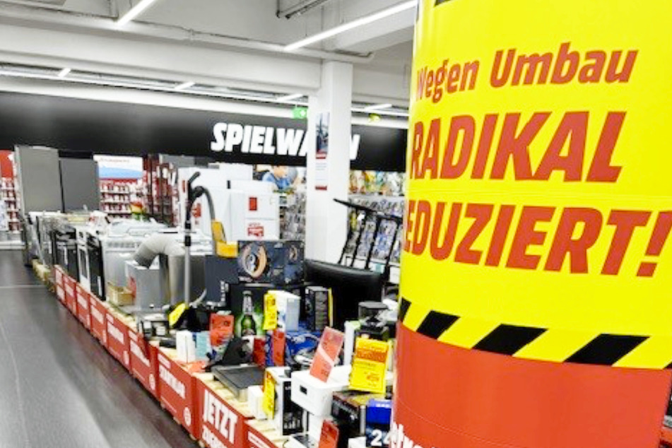 Beim Totalumbau von MediaMarkt bekommt Ihr hunderte Geräte besonders günstig.