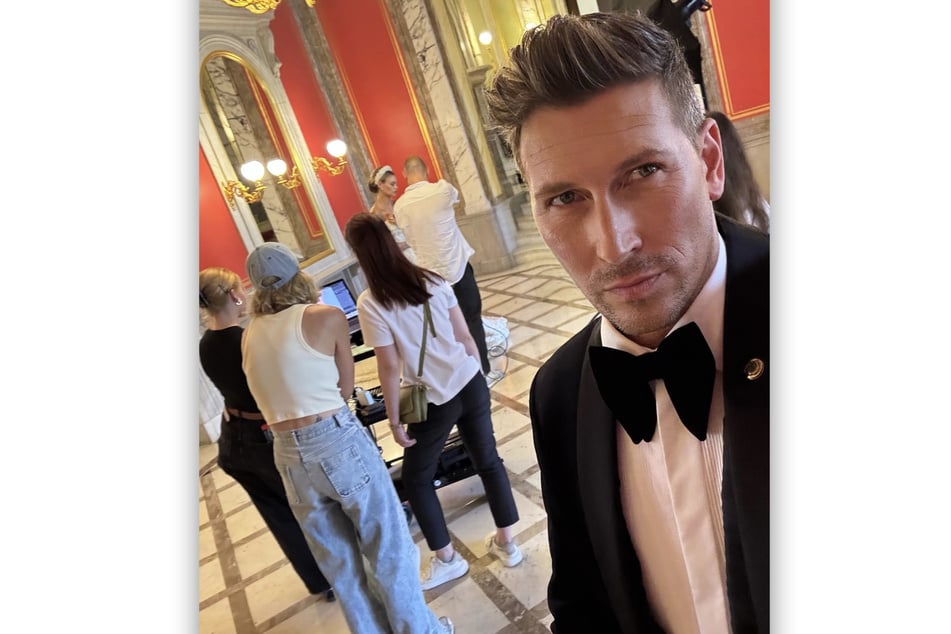 Als smarter Bräutigam wirbt Philipp Richter (44) für Meissener Porzellan.