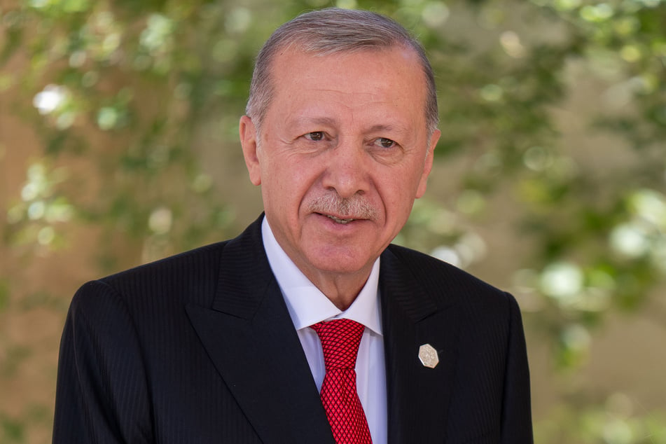 Der türkische Machthaber Recep Tayyip Erdogan (70) will weiter gegen die Gülen-Bewegung in der Türkei vorgehen.