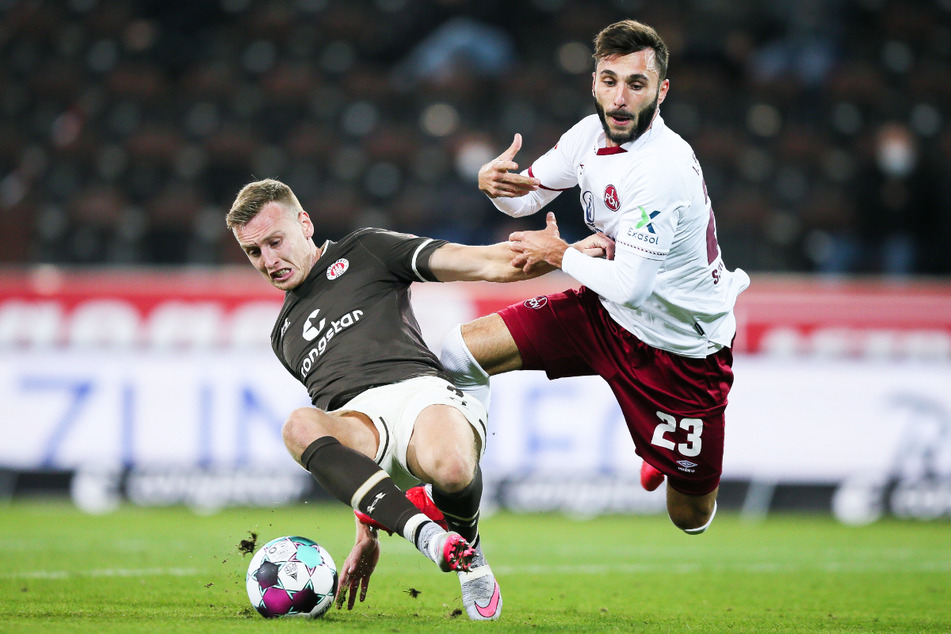 Sebastian Ohlsson (27, links) fällt verletzt aus. (Archivbild)
