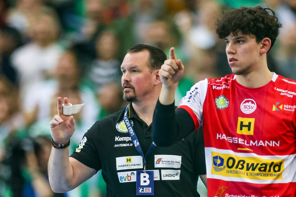 Eisenachs Trainer Misha Kaufmann (40, l.) und Marko Grgic (20, r.) haben das Ziel Klassenerhalt fest im Blick.