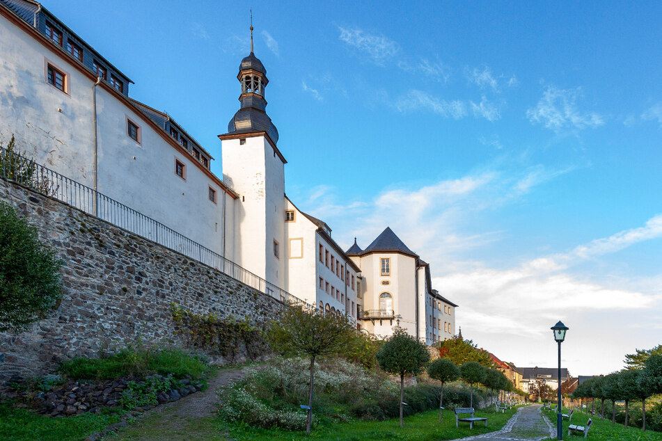 Von 14 bis 16 Uhr lädt das Musenhof Schloss Wildenfels zu Rundgängen und Workshops für alle Generationen ein.