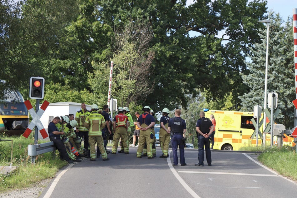 Die Feuerwehr war mit einem Großaufgebot vor Ort.