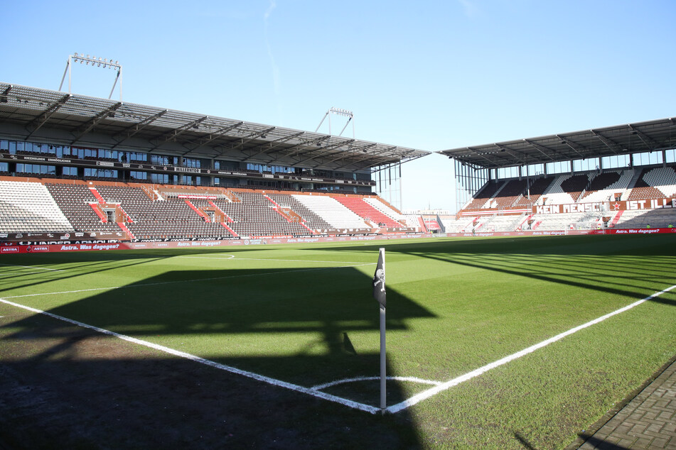 Das Millerntor auf St. Pauli: Für Aue von jeher ein gutes Pflaster. Dort liefen die Veilchen immer zu Höchstform auf. Ob es auch ohne Zuschauer so gut klappt?