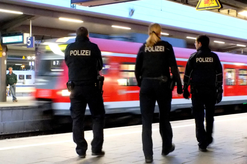 Die Bundespolizei nahm den Mann (40) am Ostbahnhof in München in Empfang. (Symbolbild)