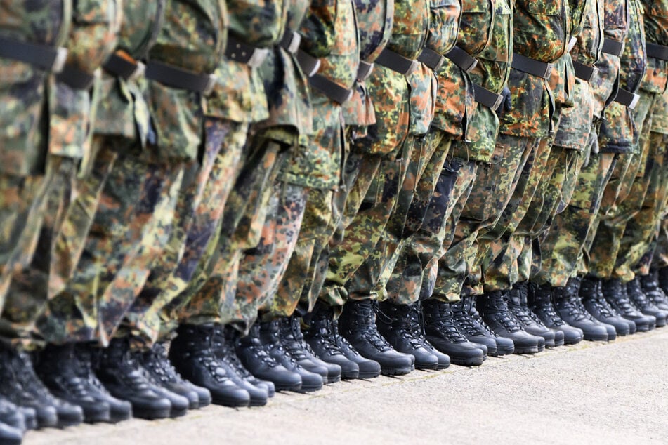Die Bundeswehr soll wachsen, auch mehr Reservisten soll es geben.