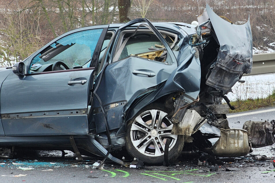 18-Jähriger ohne Führerschein rast mehrere Menschen tot: Viertes Opfer erliegt seinen Verletzungen
