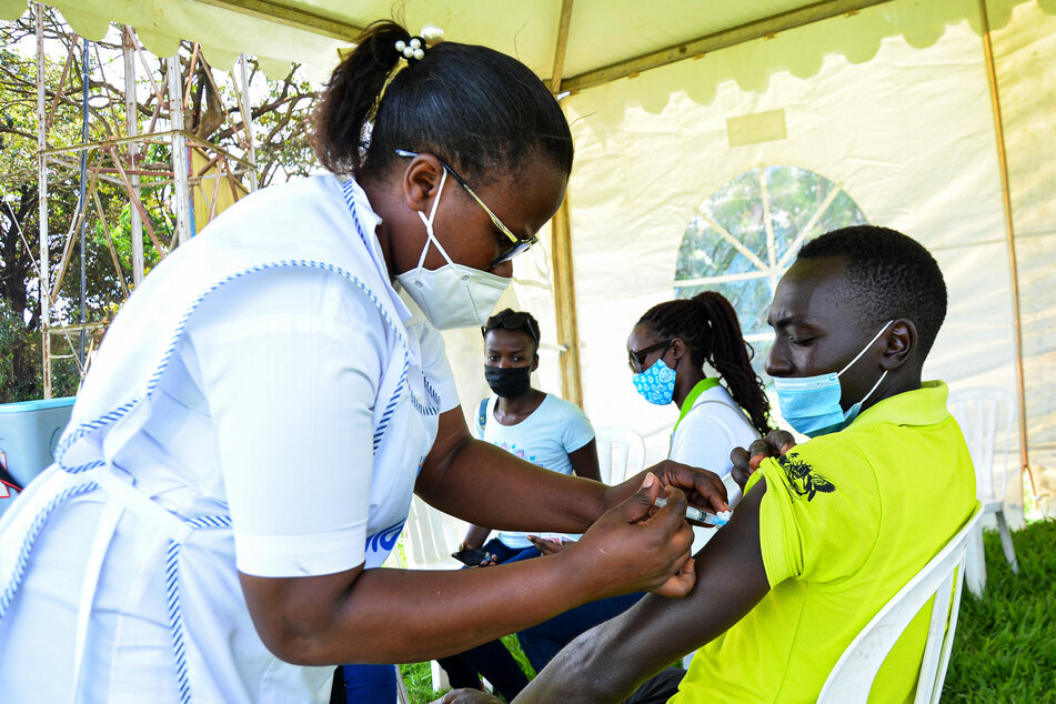In Afrika wurden bislang sehr wenige Menschen gegen das Coronavirus geimpft.