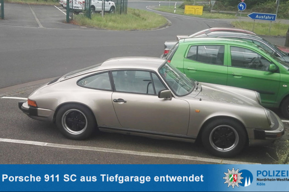 Die Kölner Polizei bittet um Hinweise zum Verbleib des grauen Porsche 911 SC.