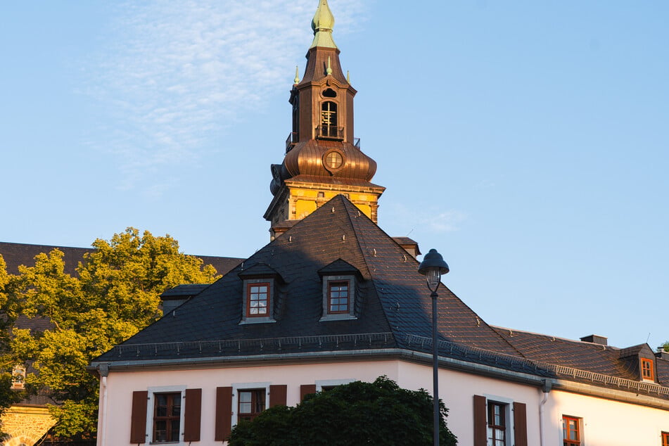 Die St.-Wolfgangskirche wird wegen ihrer Größe und engen Verbindung zum Bergbau auch "Bergmannsdom" genannt.