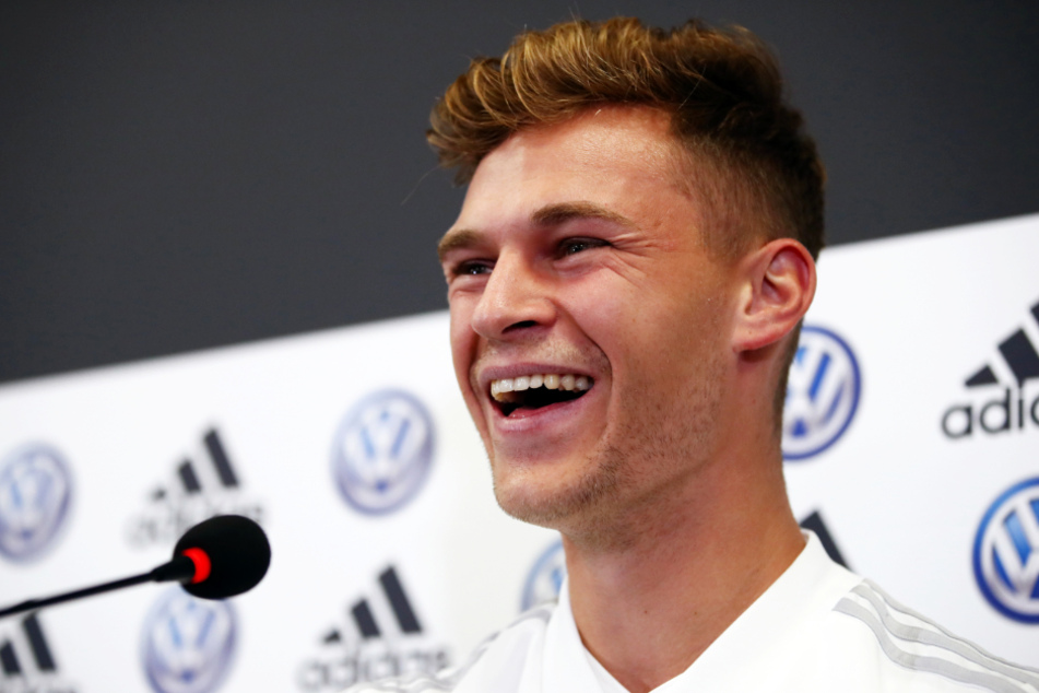 Joshua Kimmich dankte allen Helfern in der aktuell schwierigen Lage. (Archivbild)