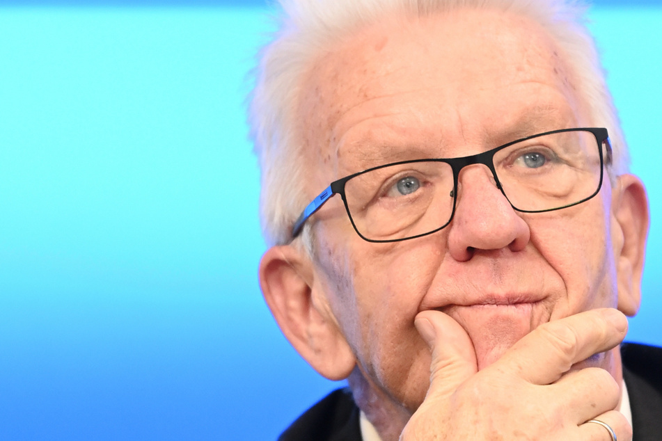 Ministerpräsident Winfried Kretschmann (73, Grüne) räumt einen Irrtum ein.