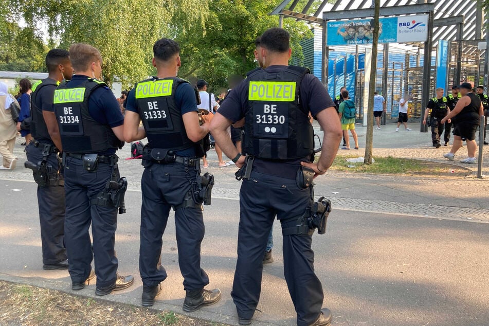 Berlin: Wieder Randale im Columbiabad in Neukölln: Männer gehen auf Sicherheitsmitarbeiter los