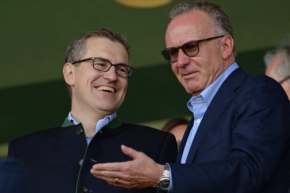 Karl-Heinz Rummenigge (70, r.) schätzt die Arbeit von Nachfolger Jan-Christian Dreesen (58, l.) beim FC Bayern.