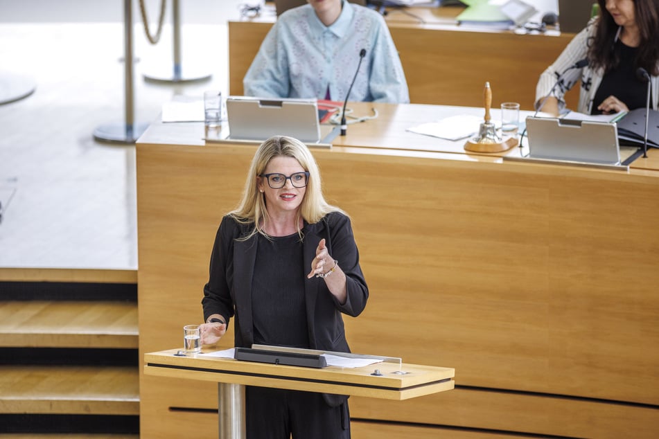Susanne Schaper (47, Linke) plädierte im Landtag für eine Ausweitung der Maßnahmen gegen Hitze.