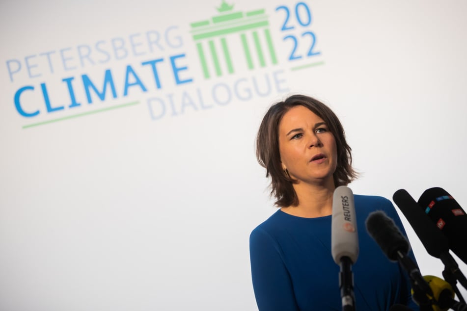 Außenministerin Annalena Baerbock (41, Grüne) macht sich große Sorgen um das Klima.