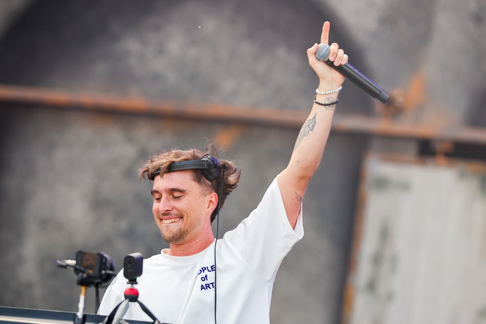 Deutsche Dj's wie DJ Noel Holler (27) aber auch international bekannte Stars aus der Elektro-Szene bilden das Line-up von Parookaville.