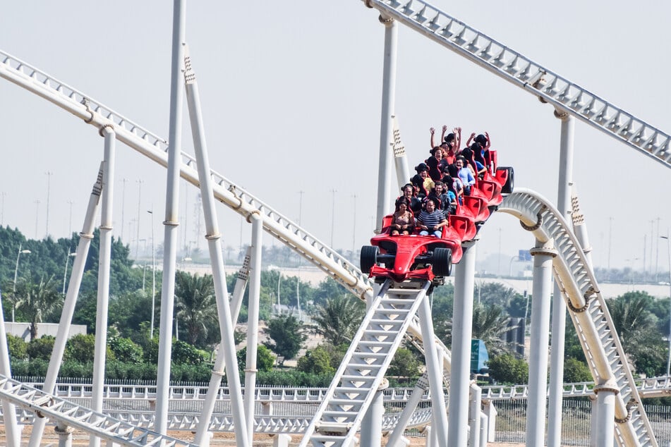 Die schnellsten Achterbahnen der Welt sind nichts für schwache Nerven. (Symbolbild)