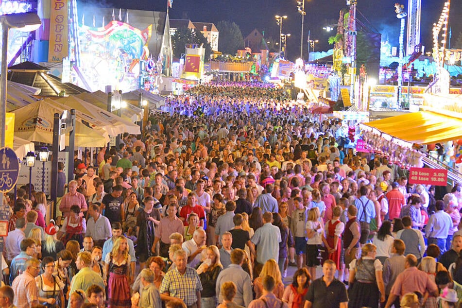 Innerhalb von elf Tagen werden – je nach Wetter – zwischen 1,3 und 1,4 Millionen Besucher auf dem Straubinger Gäubodenfest erwartet.